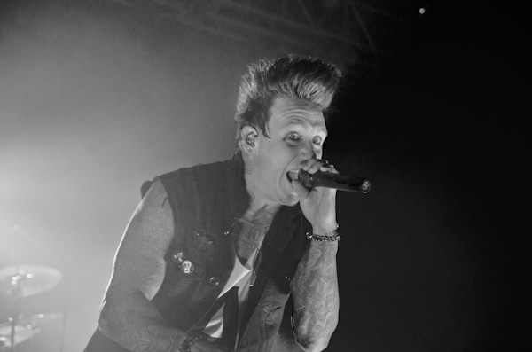 Papa Roach talks FEAR and 15 years of Infest - The Front Row Report ...